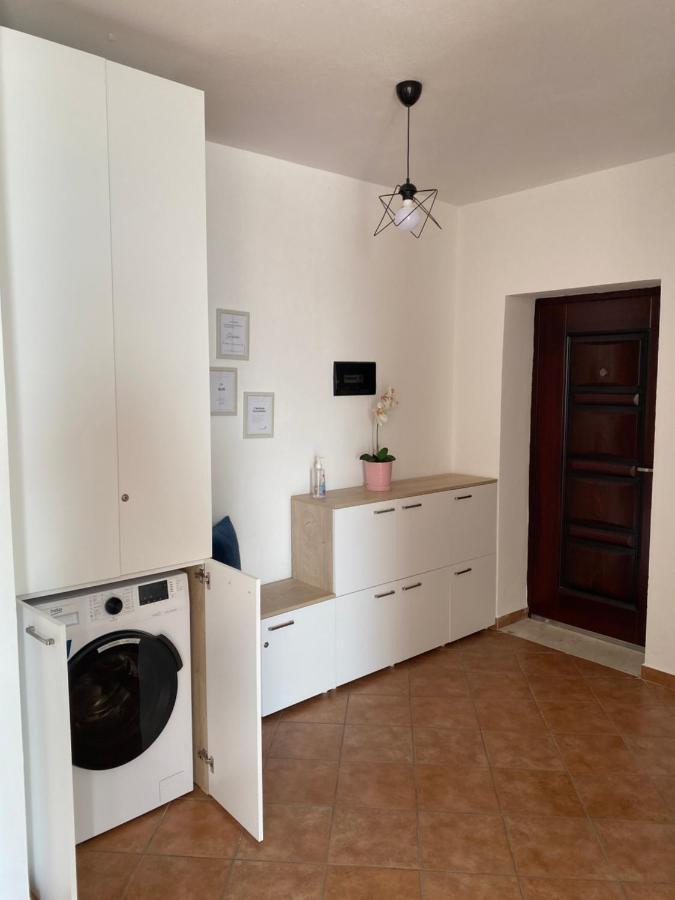 Kenza Apartment Shengjin Bagian luar foto